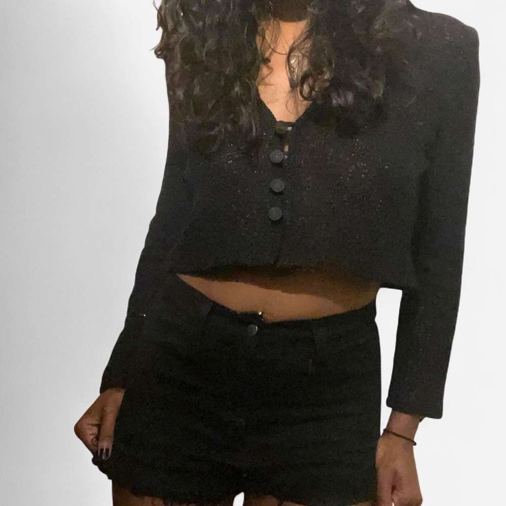 Vintage Black Cropped Knit Cardigan Sweater Top